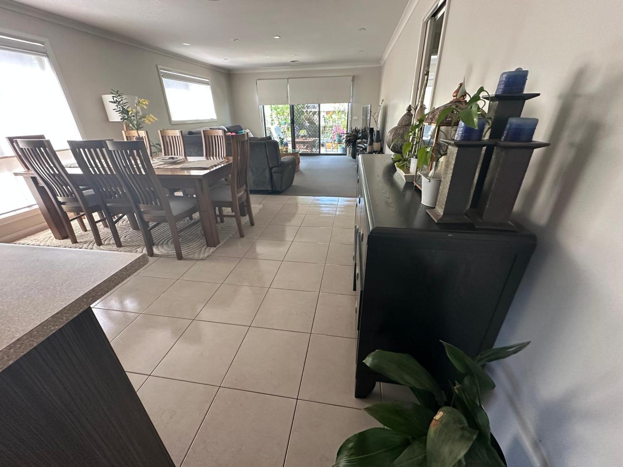 Quiet Comfort For Relaxing Holiday home Point Cook